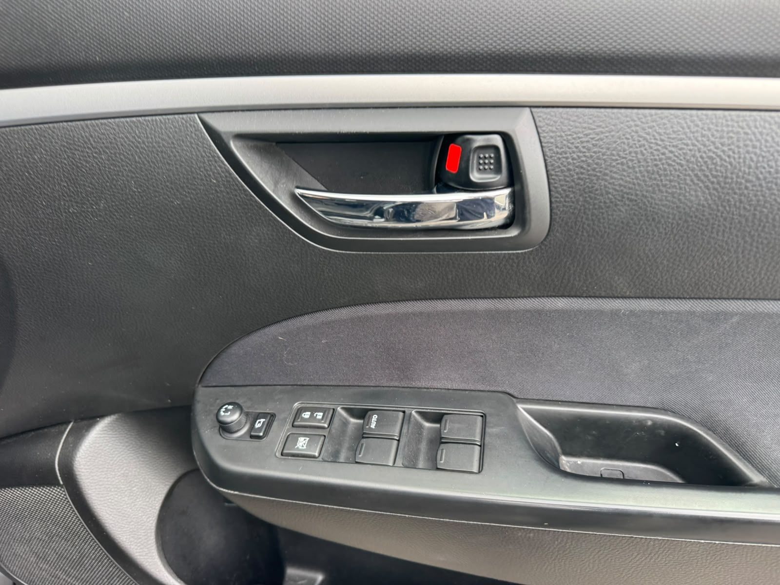 Suzuki Swift XG-DJE