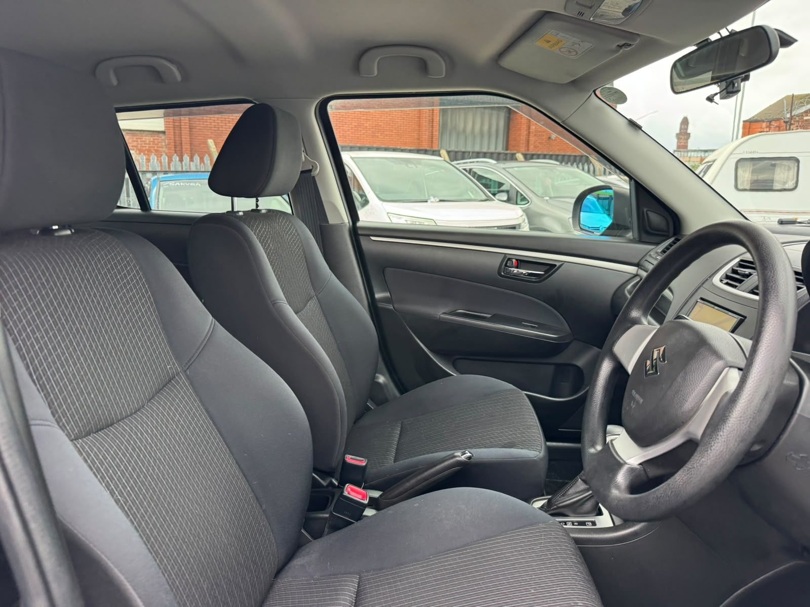 Suzuki Swift XG-DJE